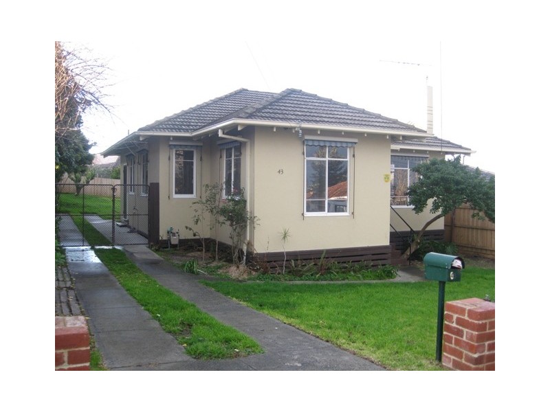 43 Laha Crescent, Preston VIC 3072