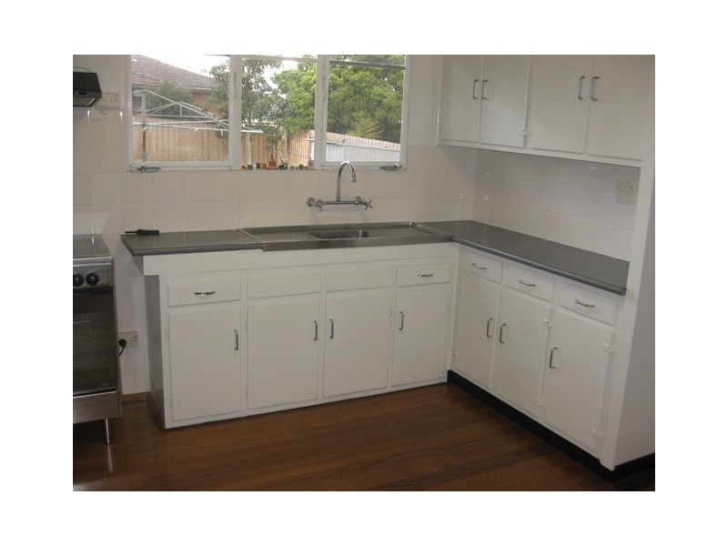 43 Laha Crescent, Preston VIC 3072