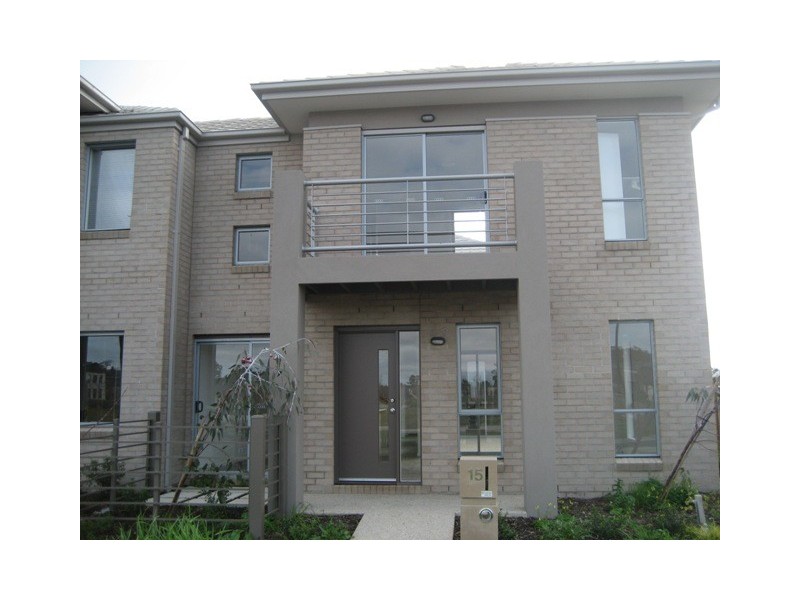 15 Hampden Green, South Morang VIC 3752