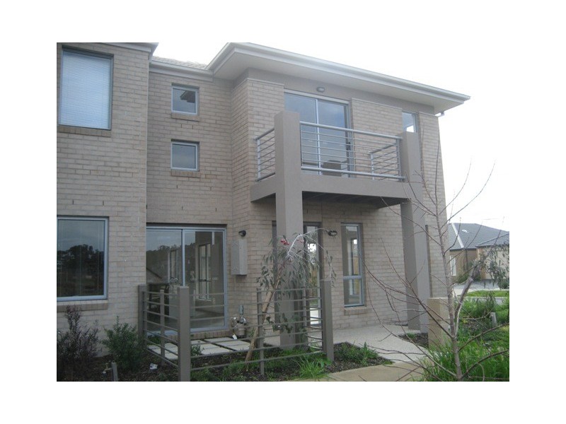 15 Hampden Green, South Morang VIC 3752