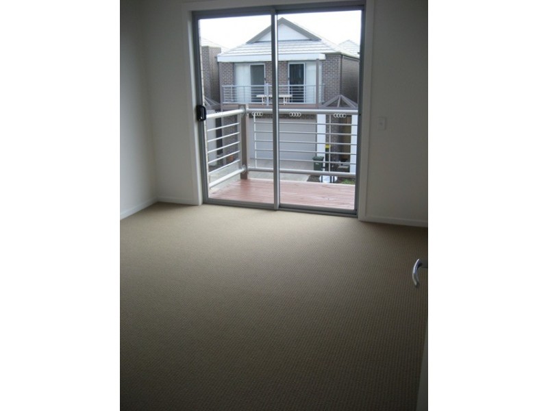 15 Hampden Green, South Morang VIC 3752