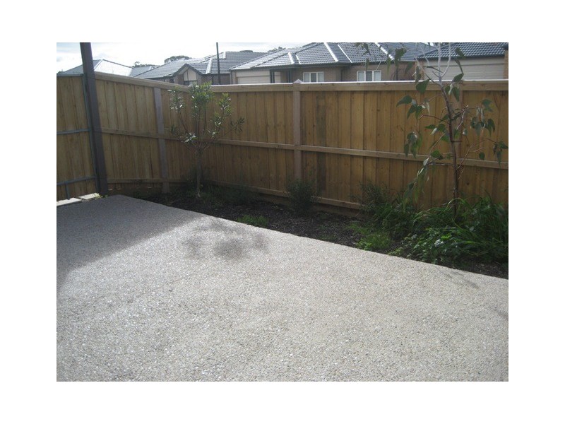 15 Hampden Green, South Morang VIC 3752