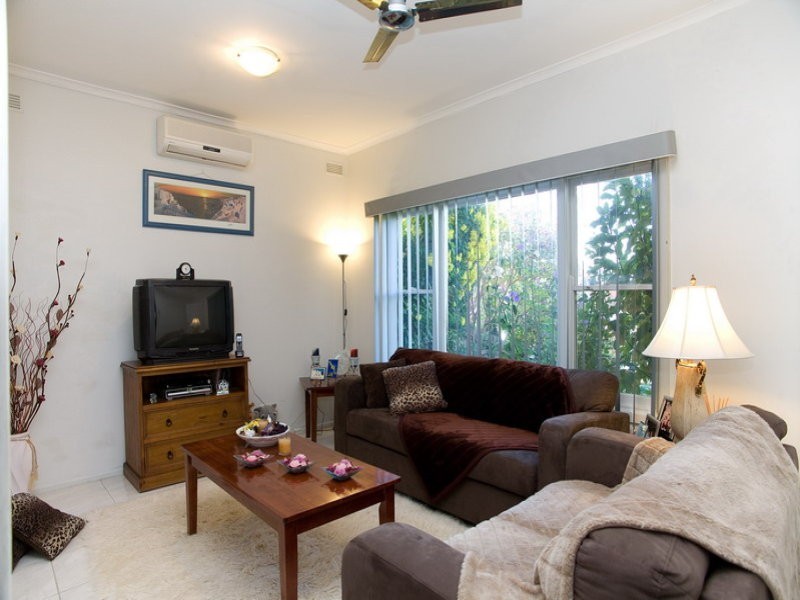 1/11 Marjory Street, Thomastown VIC 3074