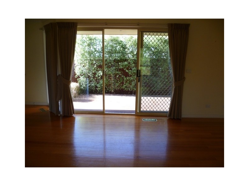 27 Alfred Street, Preston VIC 3072