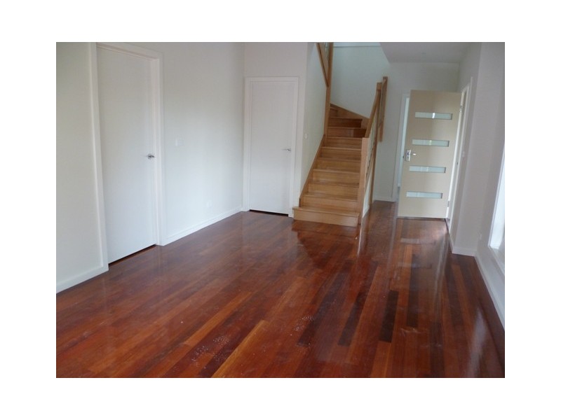 1/50 Chaleyer Street, Reservoir VIC 3073