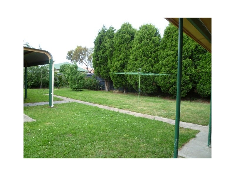 40 King William Street, Reservoir VIC 3073