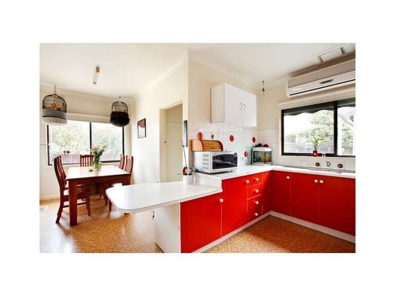 9 Smith Street, Reservoir VIC 3073