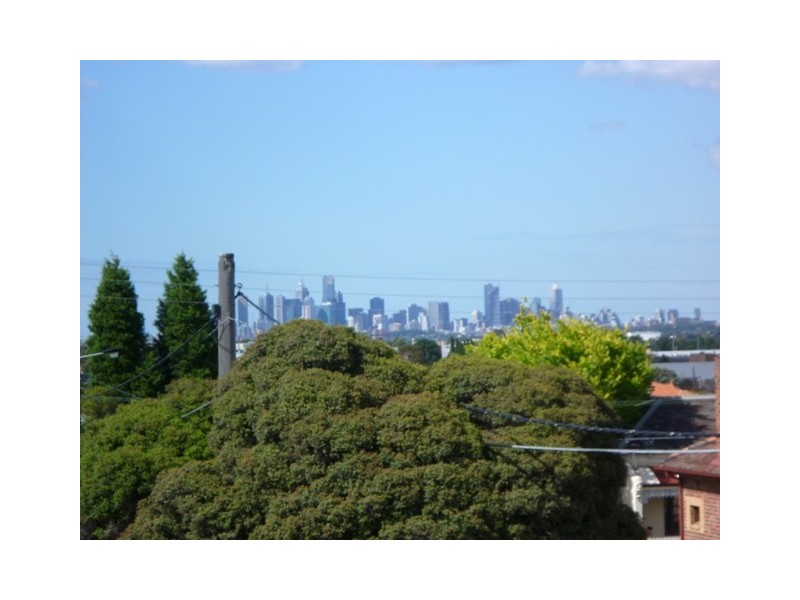 4 Lochnorries Grove, Preston VIC 3072