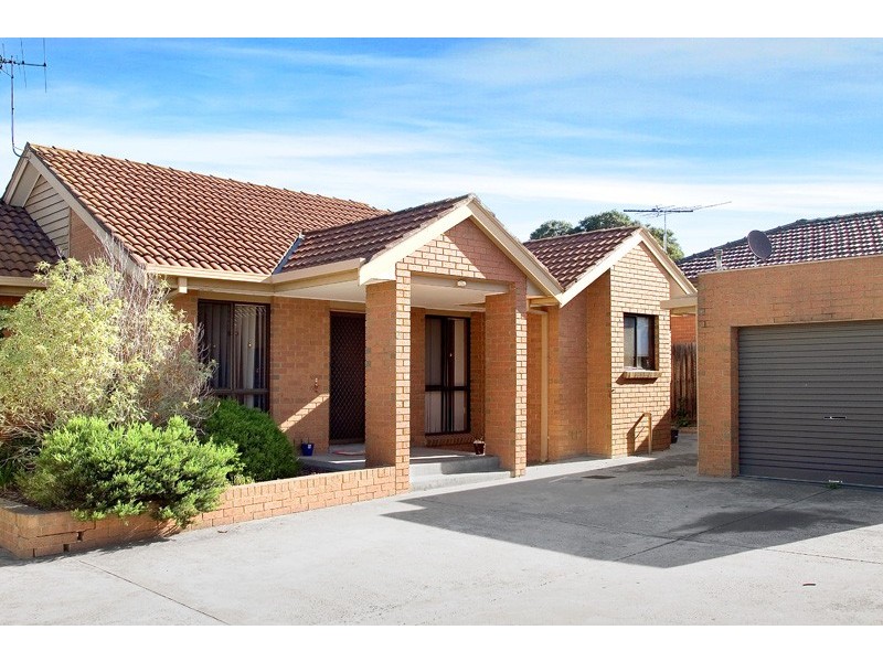 2/107 Rathcown Road, Reservoir VIC 3073