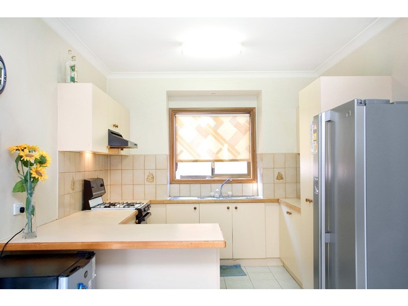 2/107 Rathcown Road, Reservoir VIC 3073