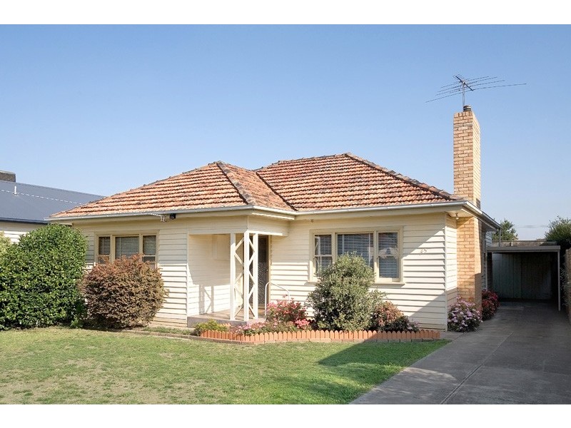 45 Kinsale Street, Reservoir VIC 3073