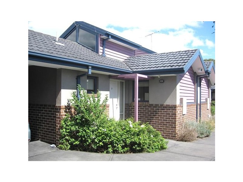 3/102 McMahon Road, Reservoir VIC 3073