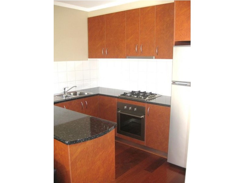 3/102 McMahon Road, Reservoir VIC 3073