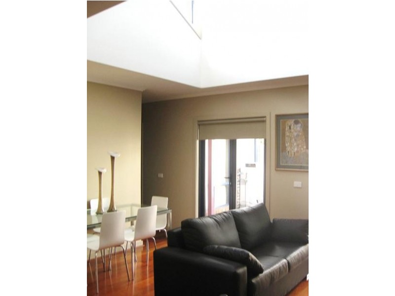 3/102 McMahon Road, Reservoir VIC 3073
