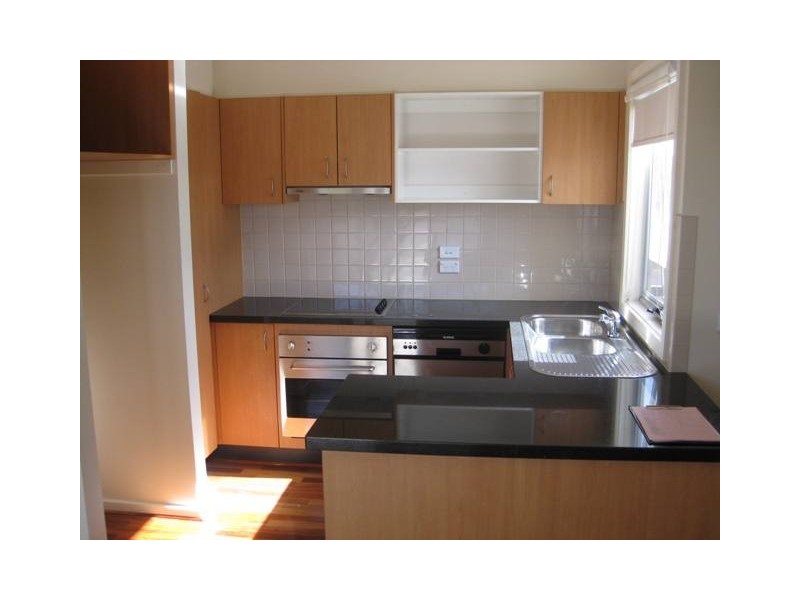 12/17 Champ Street, Coburg VIC 3058