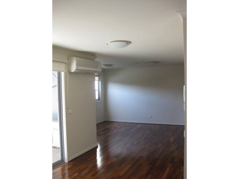 12/17 Champ Street, Coburg VIC 3058
