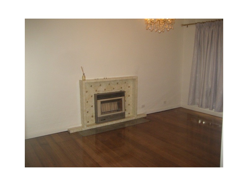 12 Mulgrave Street, Reservoir VIC 3073