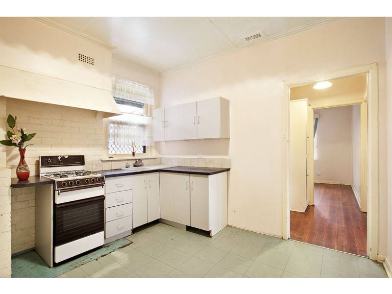 4 Wymbir Avenue, Preston VIC 3072