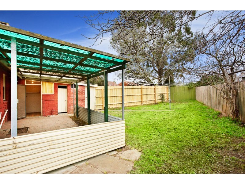 4 Wymbir Avenue, Preston VIC 3072
