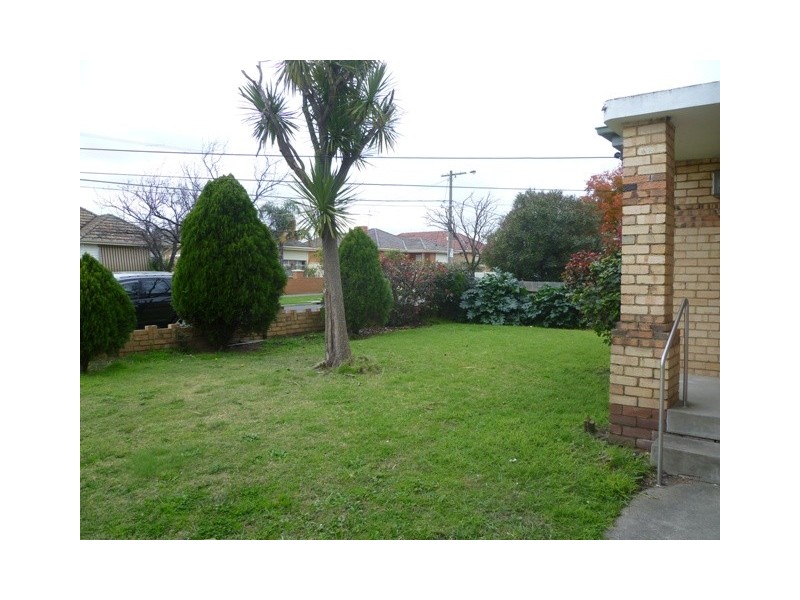 23 Fulham Grove, Reservoir VIC 3073