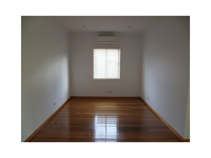 74 Henty Street, Reservoir VIC 3073