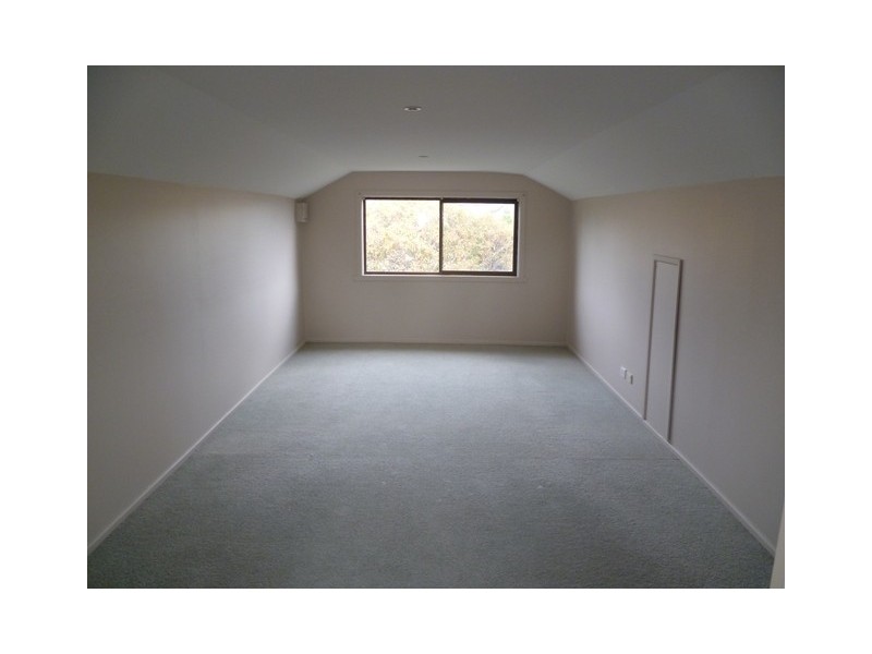 74 Henty Street, Reservoir VIC 3073