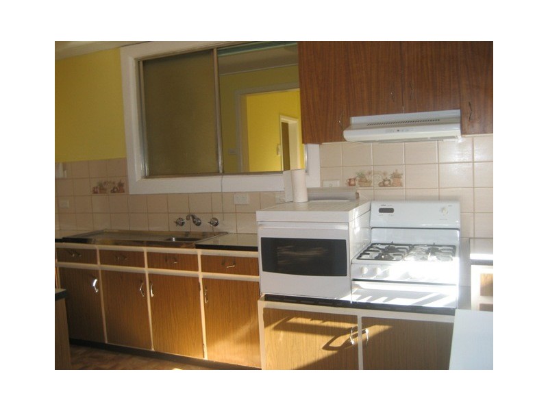 6 Margtmary Avenue, Preston VIC 3072