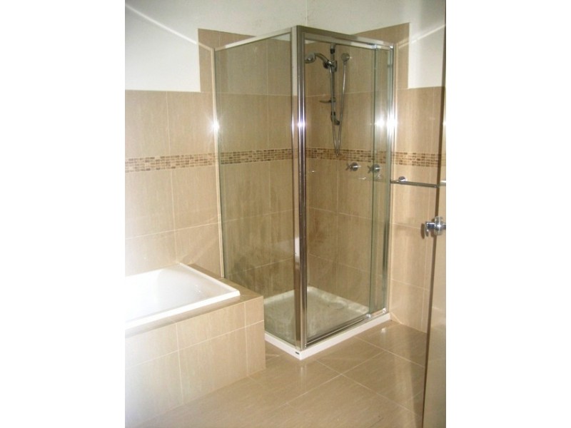 2/1 Kelsby Street, Reservoir VIC 3073