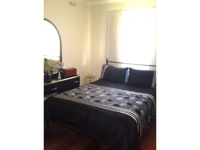 6 Eve Court, Craigieburn VIC 3064