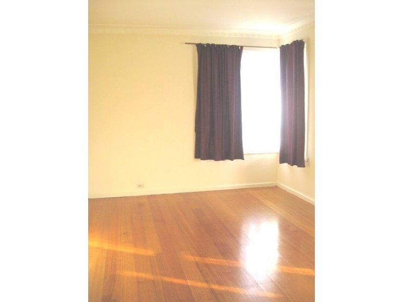 16 Wellman Street, Reservoir VIC 3073