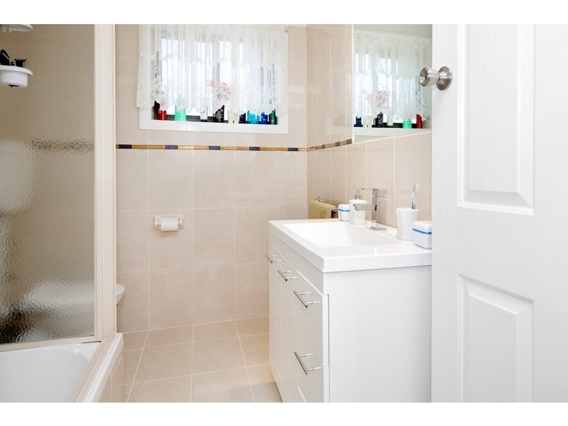 96B Cheddar Road, Reservoir VIC 3073