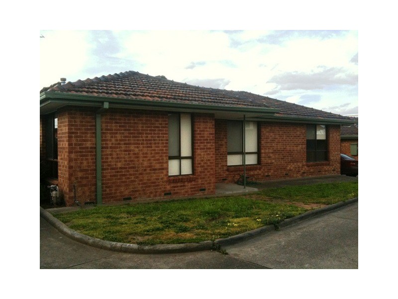 11/10 Cooper Street, Epping VIC 3076
