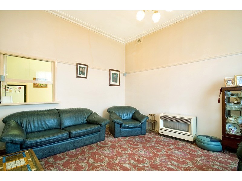 50 Chaleyer Street, Reservoir VIC 3073