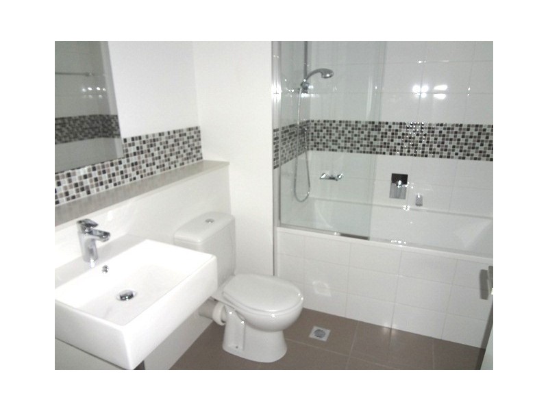 1.14/100 Plenty Road, Preston VIC 3072