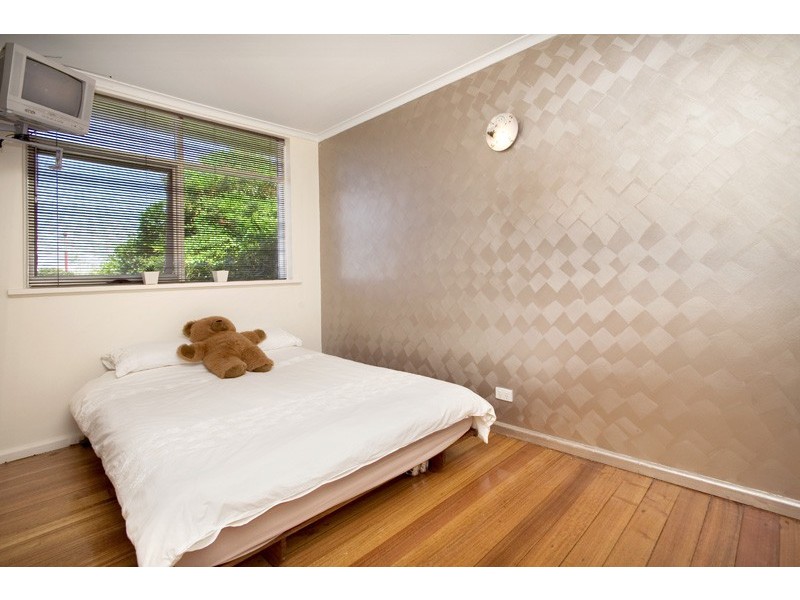 13/233 Station Street, Fairfield VIC 3078