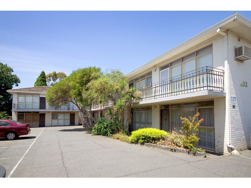 13/233 Station Street, Fairfield VIC 3078