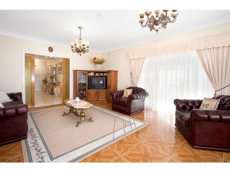 13 May Street, Bundoora VIC 3083
