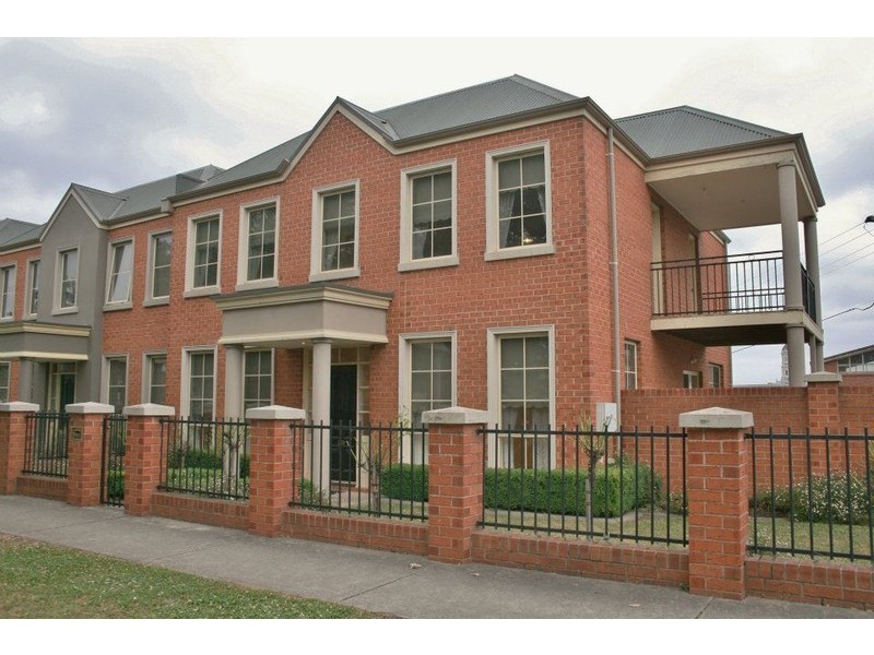 209 Seymour Street, Soldiers Hill VIC 3350