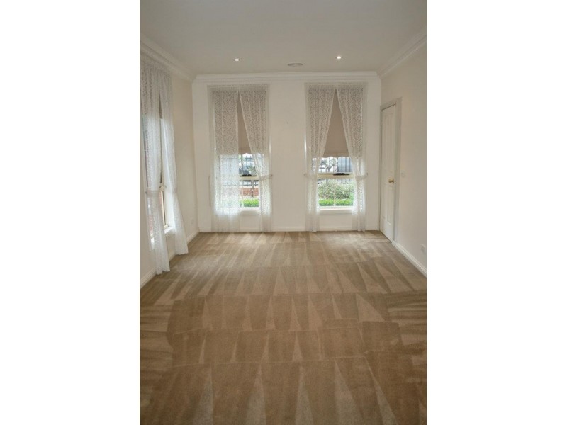 209 Seymour Street, Soldiers Hill VIC 3350