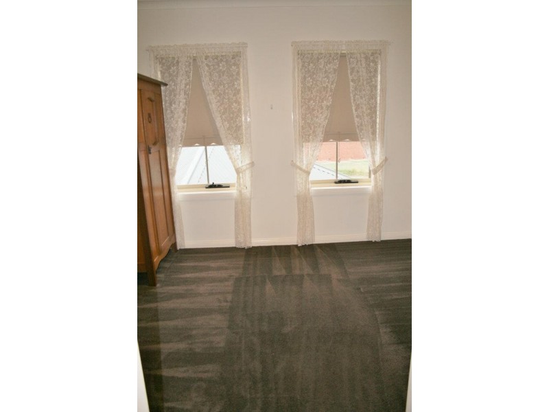 209 Seymour Street, Soldiers Hill VIC 3350