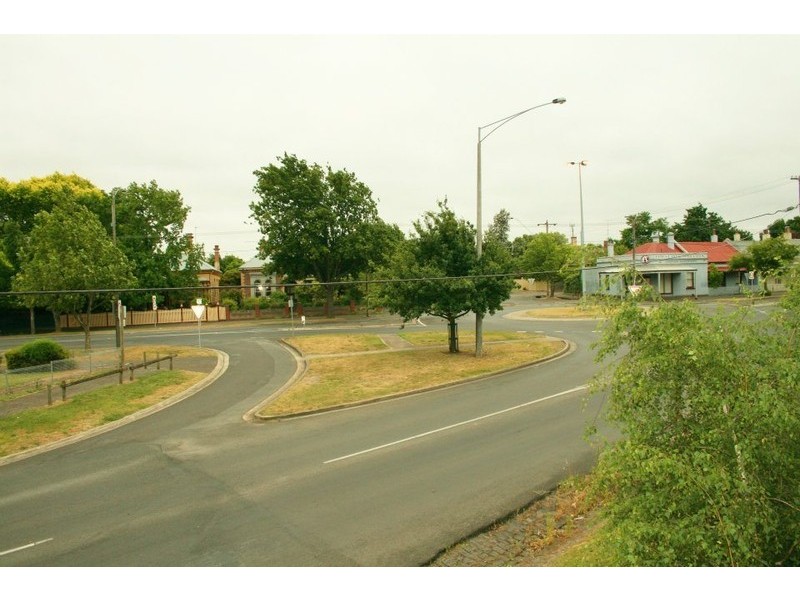 209 Seymour Street, Soldiers Hill VIC 3350