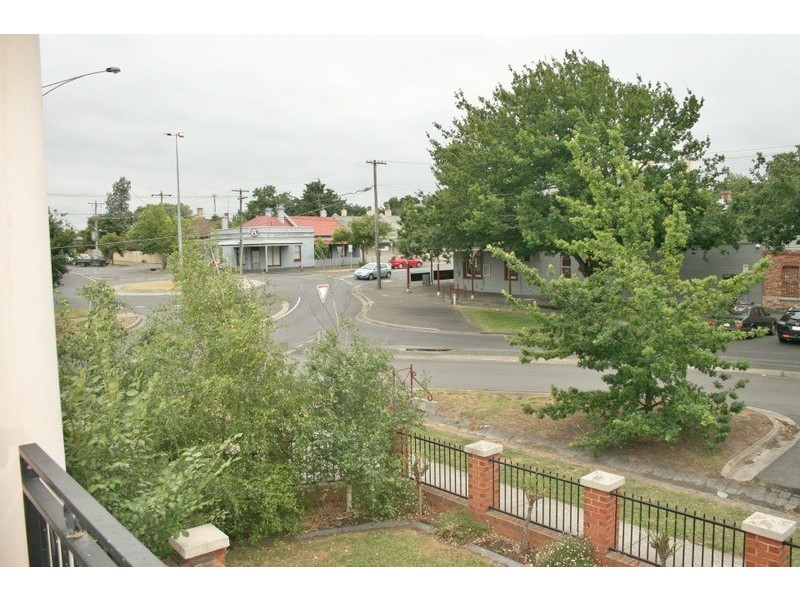 209 Seymour Street, Soldiers Hill VIC 3350