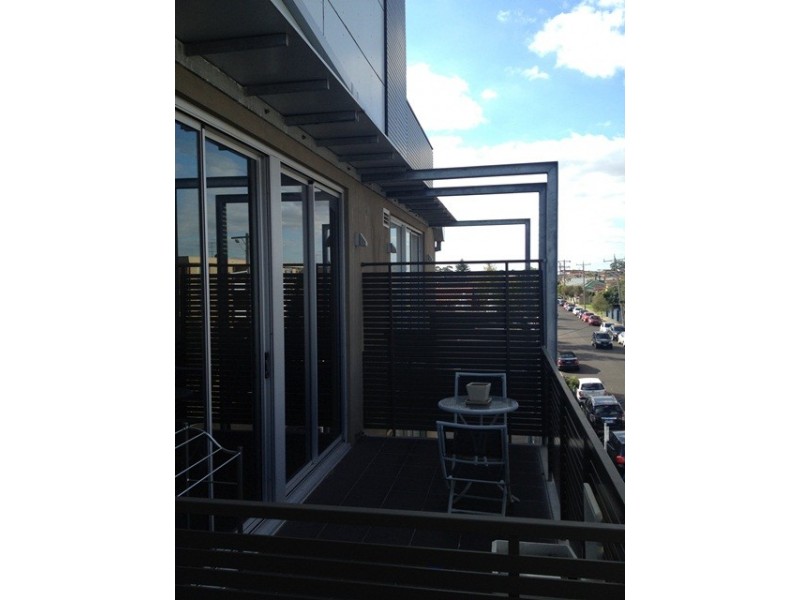 12/136 Bell Street, Coburg VIC 3058