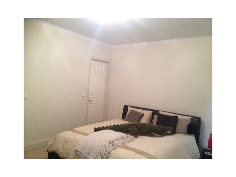 2/46 Liston Avenue, Reservoir VIC 3073