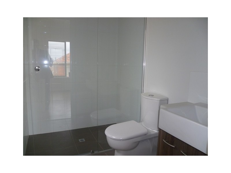 2/777 Plenty Road, Preston VIC 3072