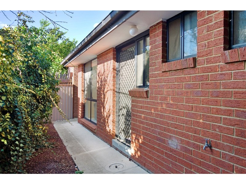 2/86 McDonalds Road, Epping VIC 3076