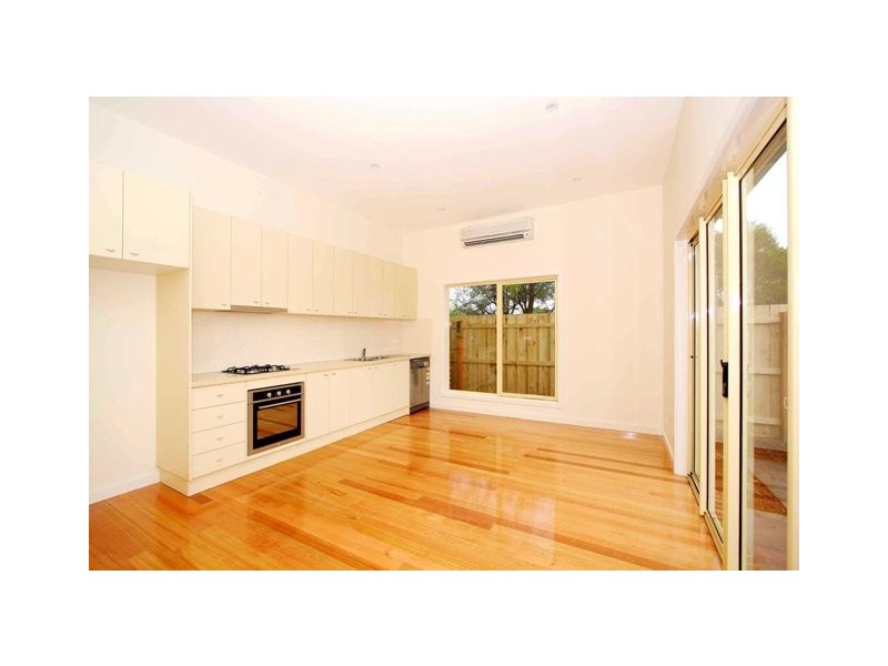 3/30 Thackeray Road, Reservoir VIC 3073