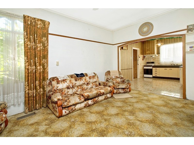 88 Summerhill Road, Reservoir VIC 3073