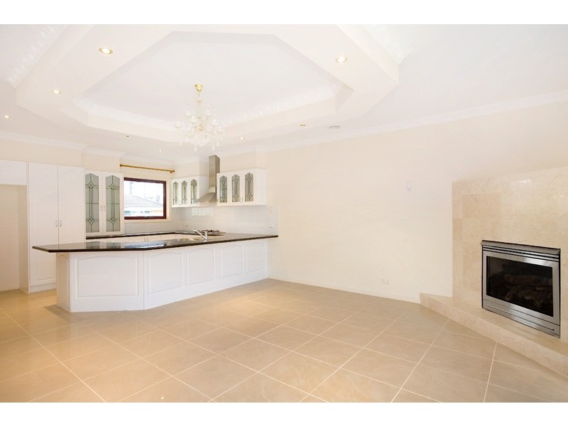 19B Crawley Street, Reservoir VIC 3073