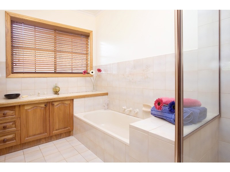 51 Dawson Street, Reservoir VIC 3073